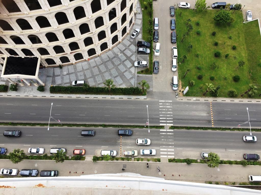 Sea Towers 2 Room Apartment Batumi Exterior photo